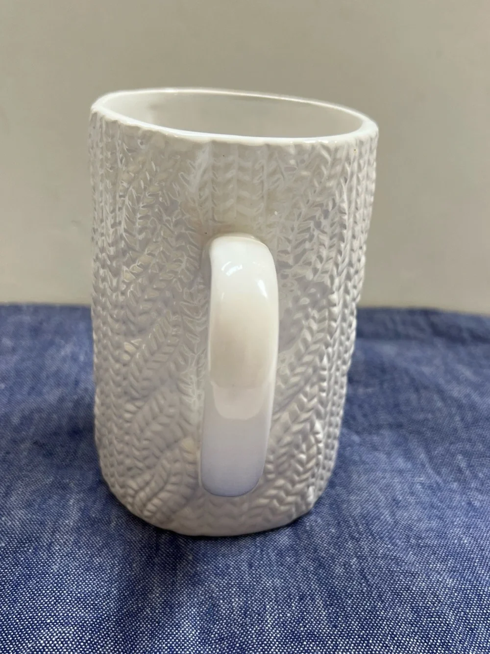 White Sweater Mug Saxon Chocolate Cozy Cup Knit Pattern Ceramic Coffee Tea Warm